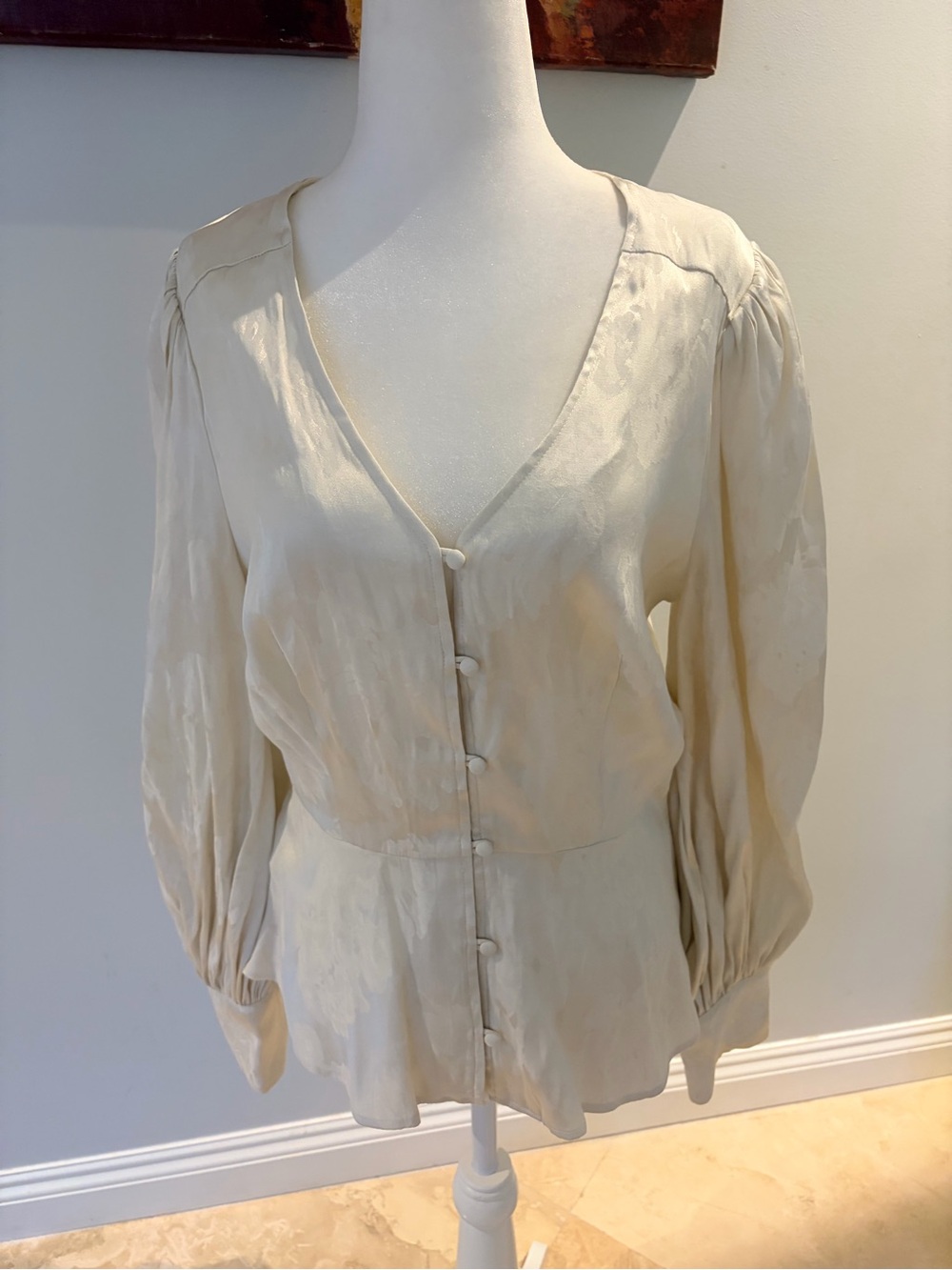 BCBG Maxaria Silky Cream V-Neck Button Front Women’s Top